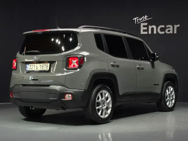 2022 Jeep Renegade с пробегом 32 617 км