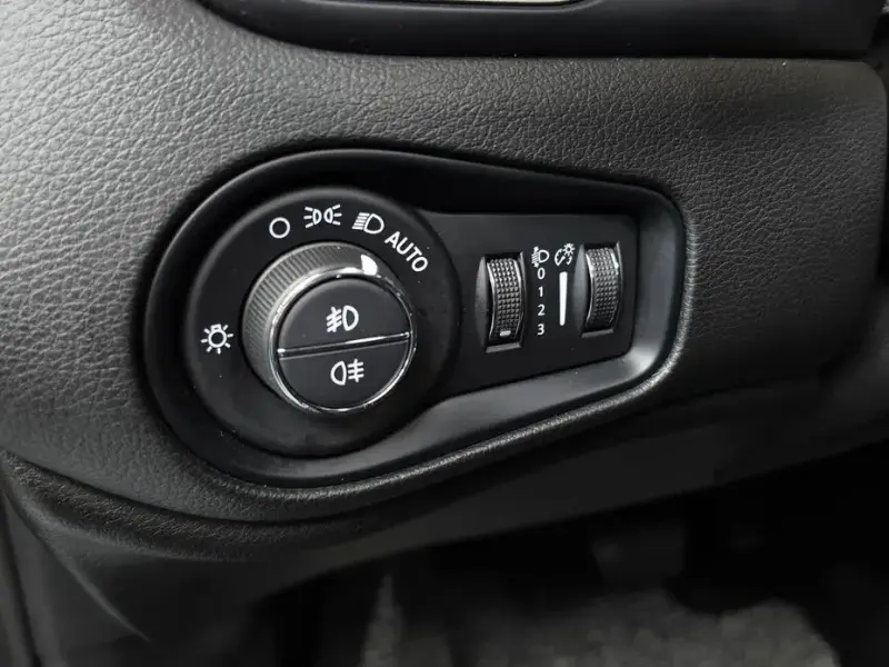 2022 Jeep Renegade с пробегом 23 698 км