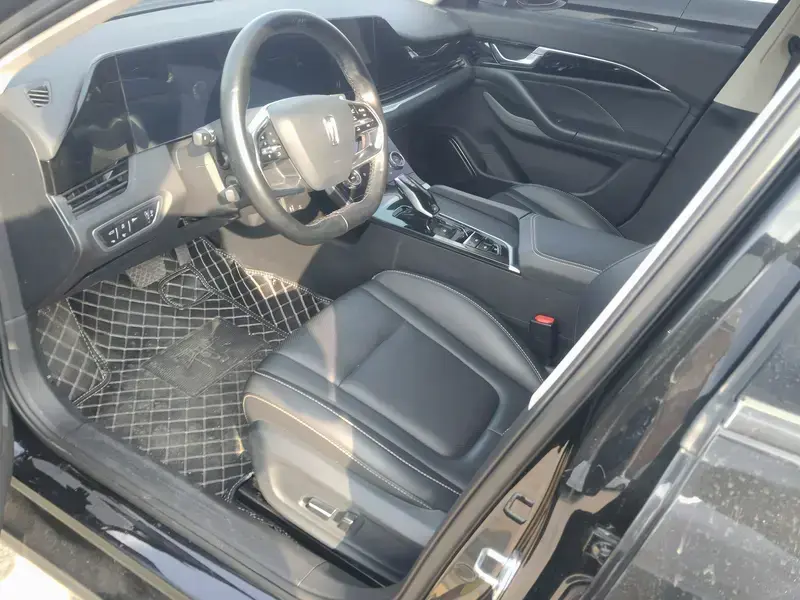 2023 Bestune B70 с пробегом 24 000 км