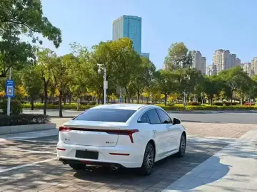 2023 Bestune B70 с пробегом 31 000 км