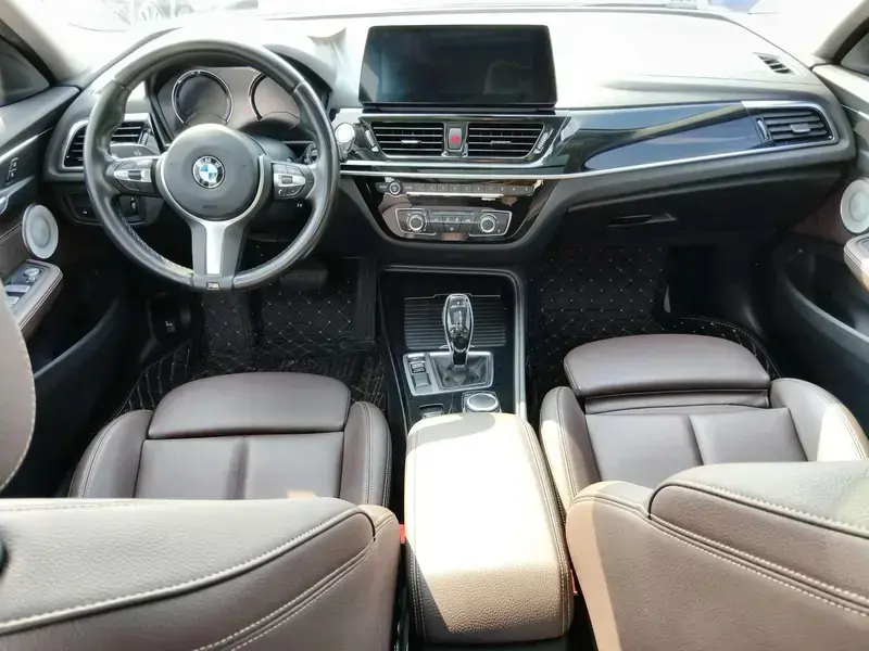 2023 BMW 1 серии с пробегом 40 000 км