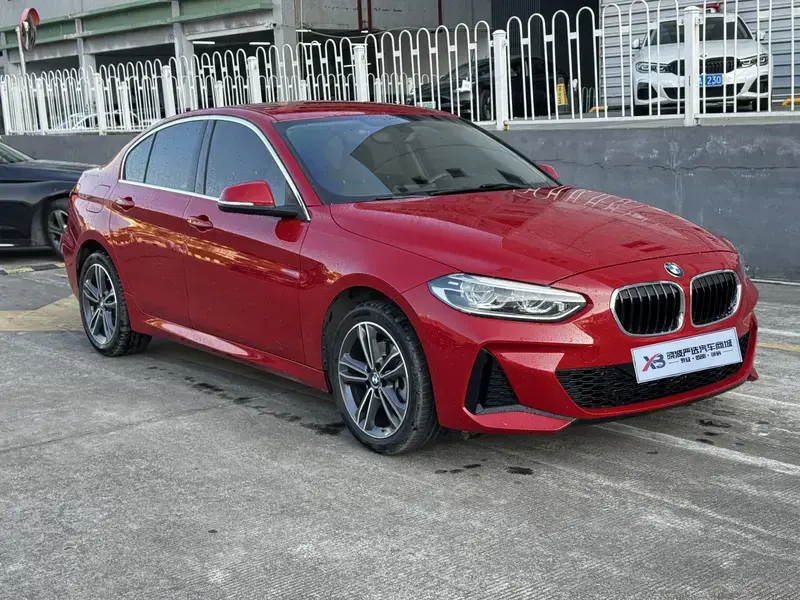 2020 BMW 1 серии с пробегом 23 000 км