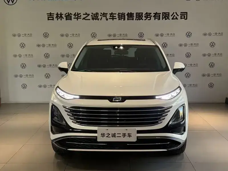 2023 Bestune T90 с пробегом 65 000 км