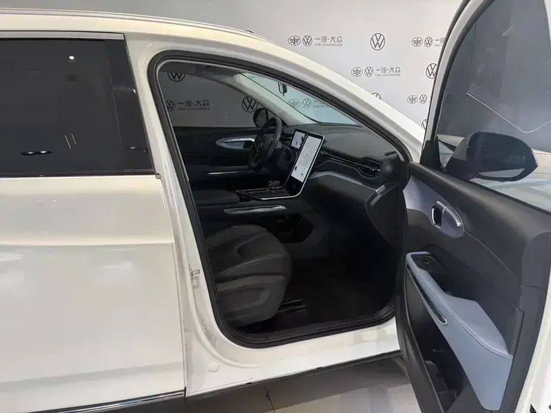 2023 Bestune T90 с пробегом 65 000 км