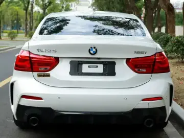 2021 BMW 1 серии с пробегом 40 000 км