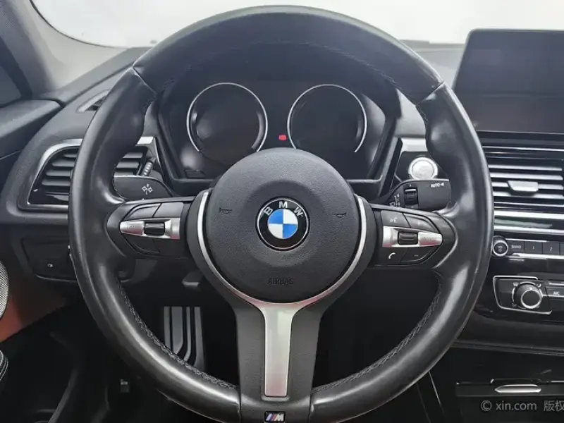 2021 BMW 1 серии с пробегом 64 100 км