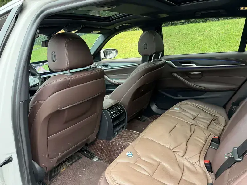 2023 BMW 5 серии с пробегом 66 000 км
