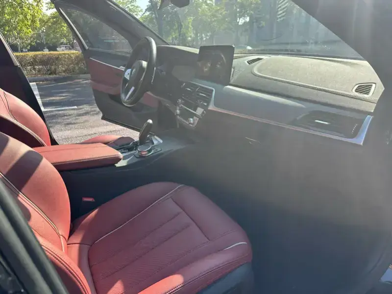 2022 BMW 5 серии с пробегом 76 000 км