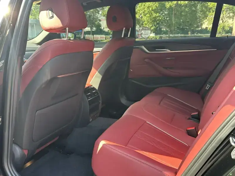 2022 BMW 5 серии с пробегом 76 000 км