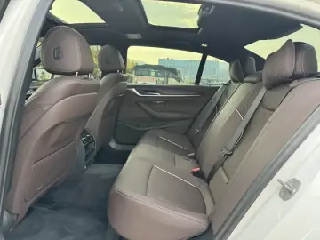 2023 BMW 5 серии с пробегом 44 000 км