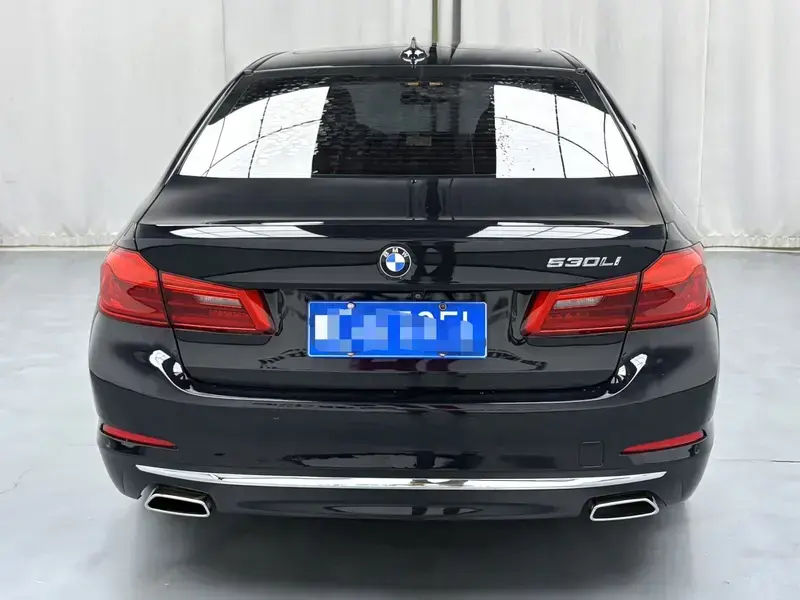 2019 BMW 5 серии с пробегом 98 000 км