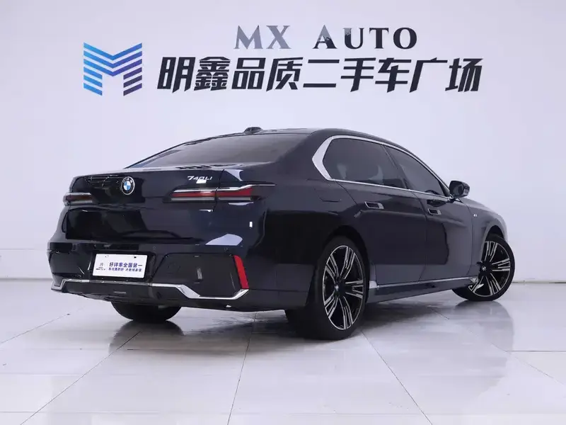 2023 BMW 7 серии с пробегом 38 200 км
