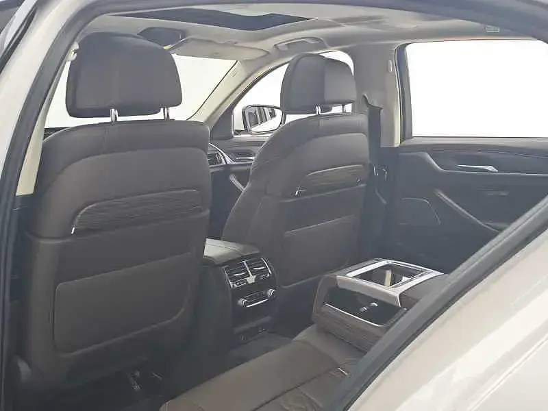 2020 BMW 5 серии с пробегом 19 000 км