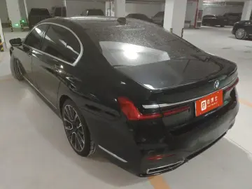 2019 BMW 7 серии с пробегом 108 000 км