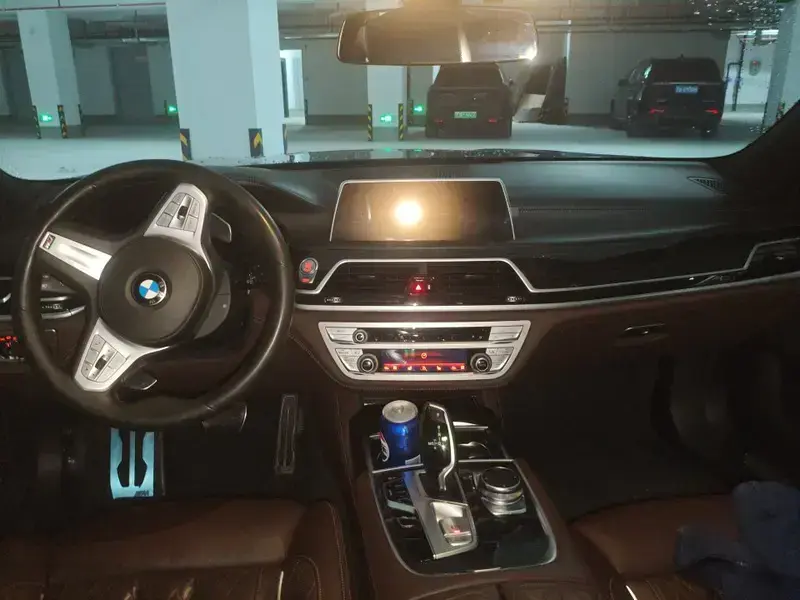 2019 BMW 7 серии с пробегом 108 000 км