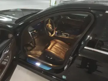 2019 BMW 7 серии с пробегом 108 000 км