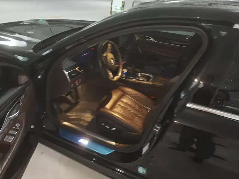 2019 BMW 7 серии с пробегом 108 000 км