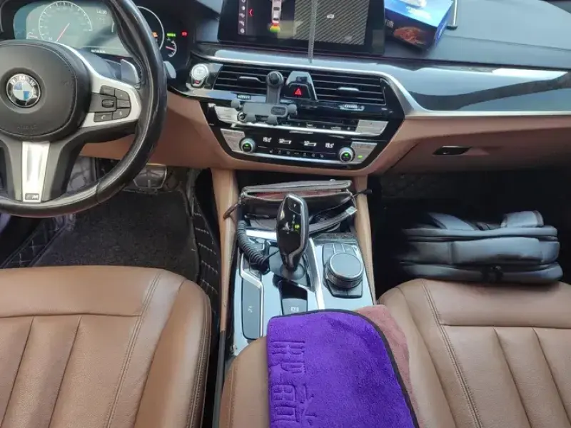 2019 BMW 5 серии с пробегом 128 000 км