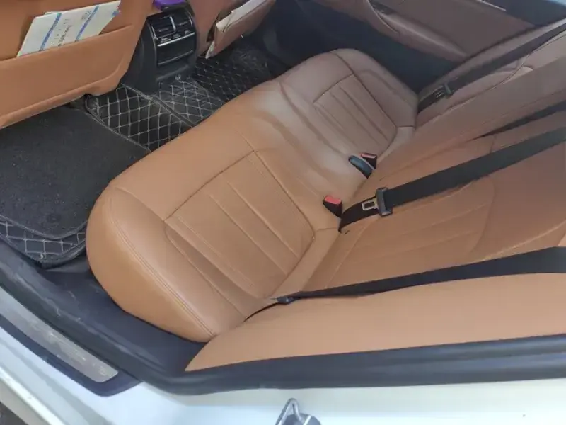 2019 BMW 5 серии с пробегом 128 000 км