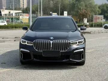 2021 BMW 7 серии с пробегом 43 000 км