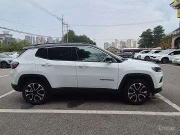 2022 Jeep Compass с пробегом 40 090 км