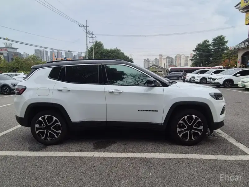 2022 Jeep Compass с пробегом 40 090 км