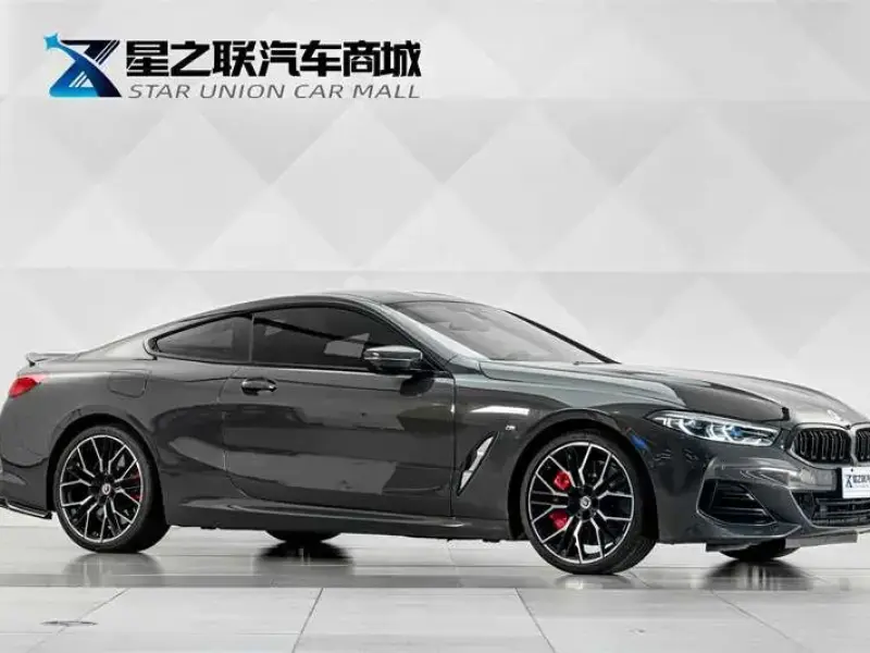 2022 BMW 8 серии с пробегом 33 200 км