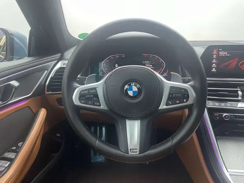 2021 BMW 8 серии с пробегом 66 100 км