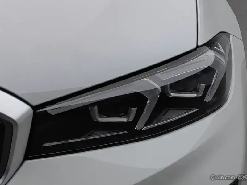2023 BMW i3 с пробегом 34 900 км