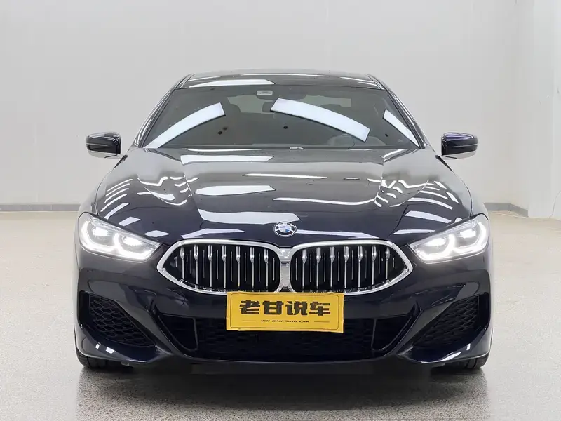 2021 BMW 8 серии с пробегом 23 000 км
