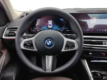 2023 BMW i3 с пробегом 34 900 км