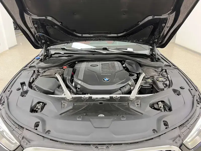 2021 BMW 8 серии с пробегом 23 000 км