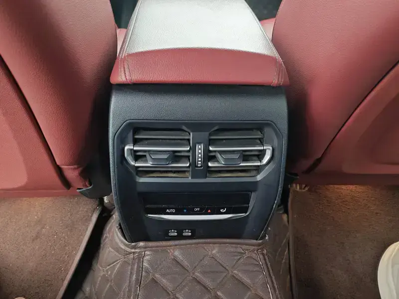 2024 BMW i3 с пробегом 111 000 км