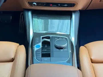 2022 BMW i4 с пробегом 23 500 км