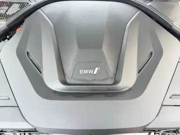 2025 BMW i3 с пробегом 28 000 км