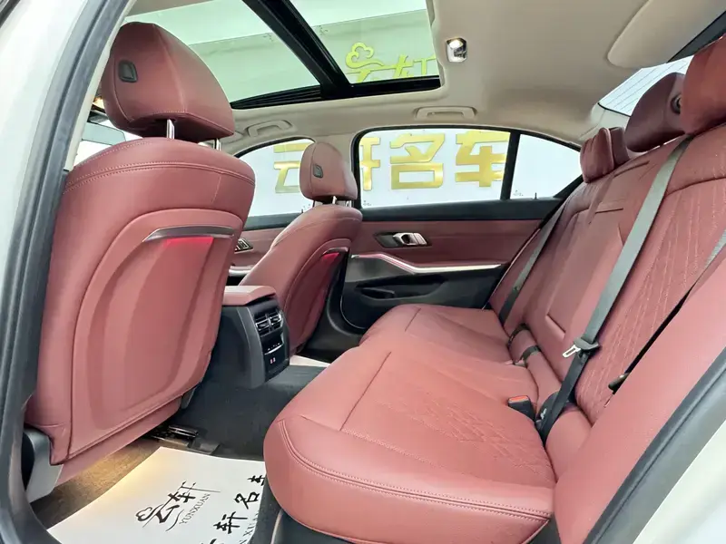 2025 BMW i3 с пробегом 28 000 км