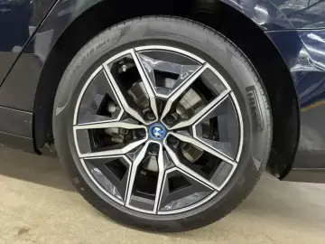 2024 BMW i5 с пробегом 37 400 км