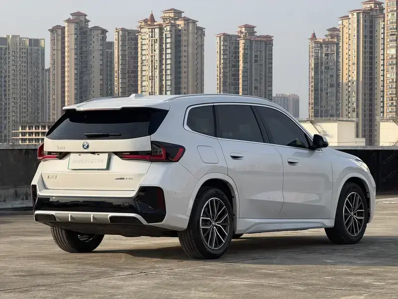 2026 BMW iX1 с пробегом 4 800 км
