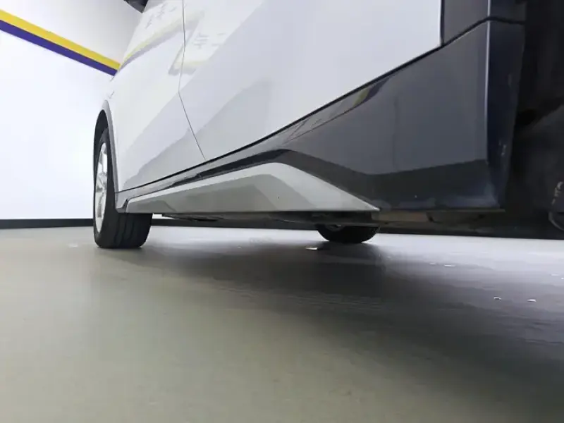 2025 BMW iX1 с пробегом 42 000 км