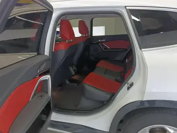 2025 BMW iX1 с пробегом 42 000 км
