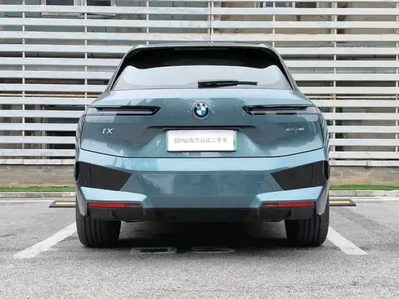 2023 BMW iX с пробегом 4 200 км