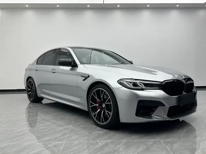 2021 BMW M5 с пробегом 40 000 км