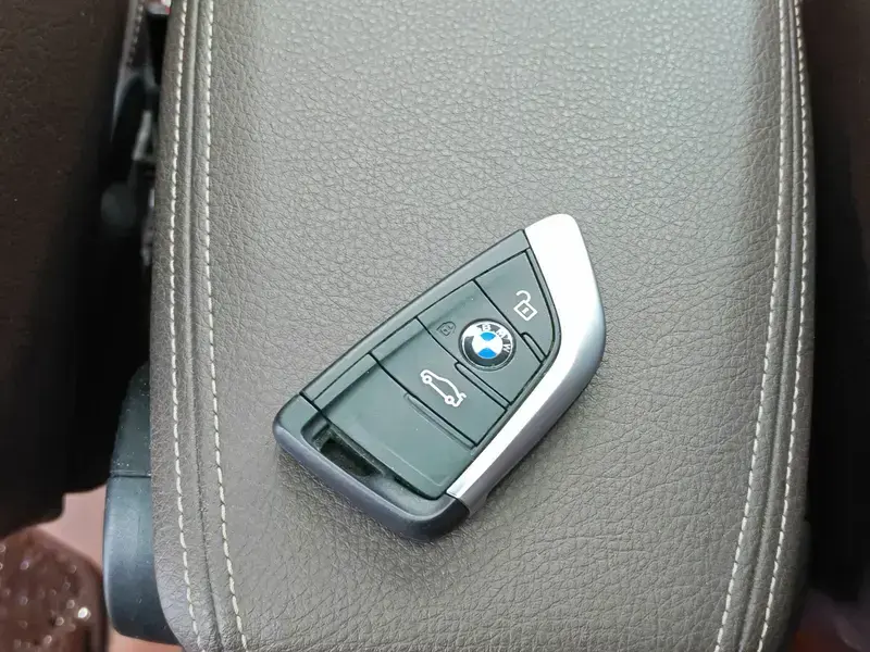 2021 BMW X1 с пробегом 48 900 км