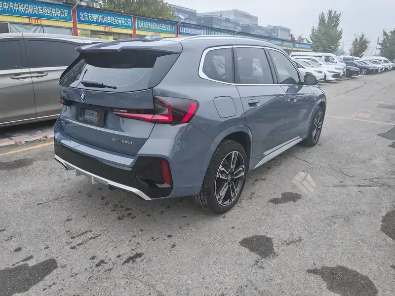 2023 BMW X1 с пробегом 28 000 км
