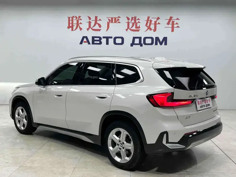 2023 BMW X1 с пробегом 25 300 км