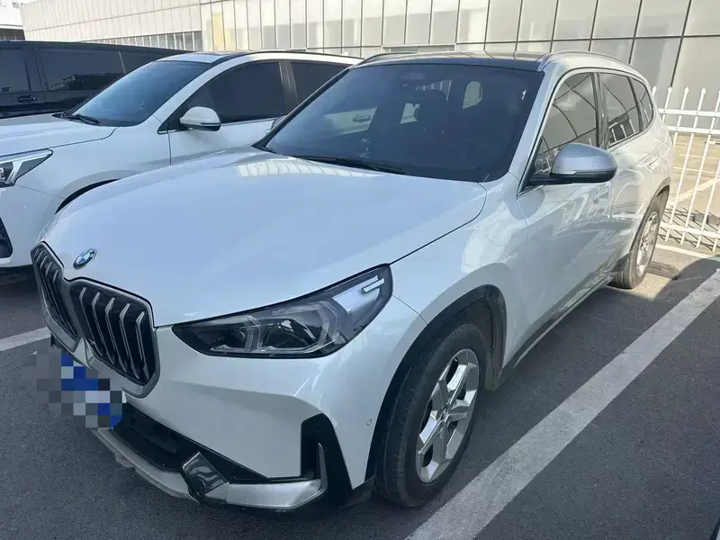 2023 BMW X1 с пробегом 46 100 км
