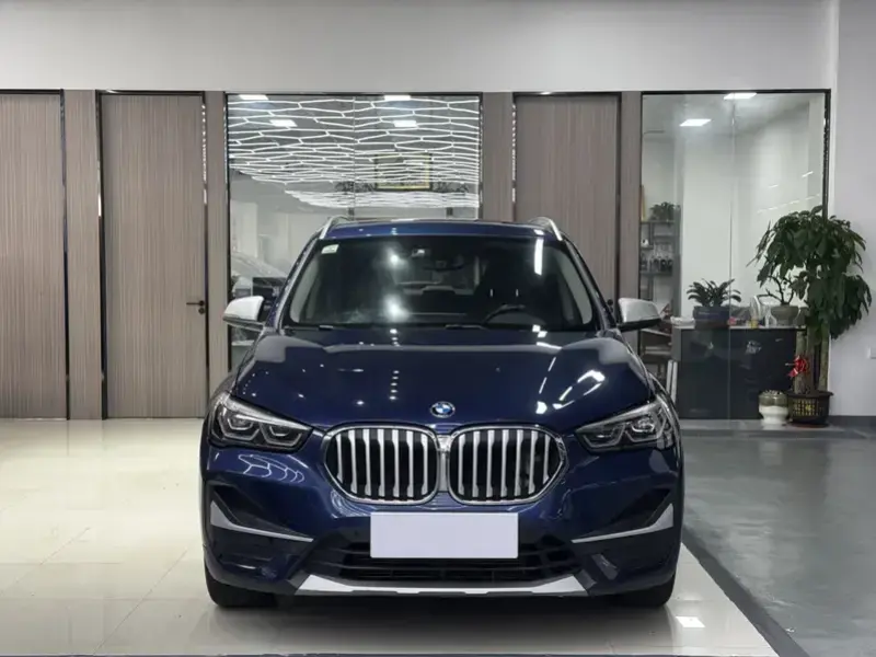 2021 BMW X1 с пробегом 100 000 км