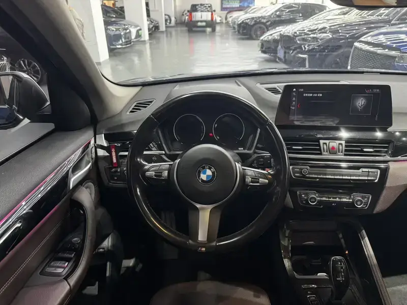 2021 BMW X1 с пробегом 100 000 км