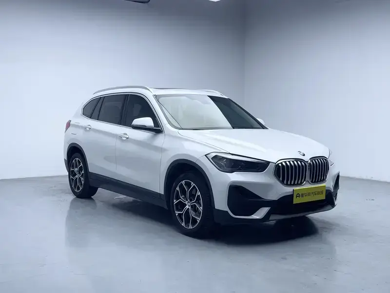 2022 BMW X1 с пробегом 64 400 км