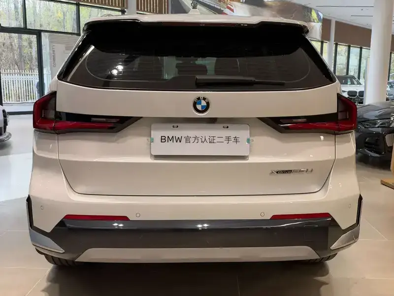 2023 BMW X1 с пробегом 42 000 км